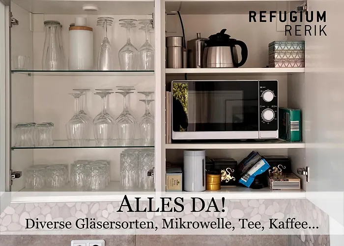 Refugium -- 5 Dtv-sterne, Strandnah, Modern Und Lichtdurchflutet, Sonnenbalkon -- דירה